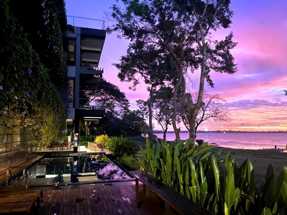 The Lake Forest Hotel Анурадхапура Экстерьер фото